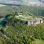 Garni Vierjahreszeiten