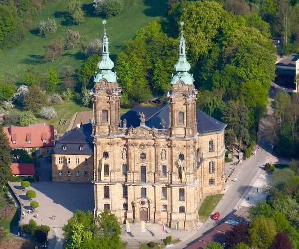 Garni Vierjahreszeiten Hotel *